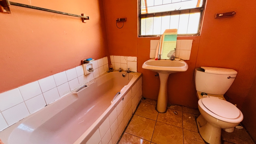 3 Bedroom Property for Sale in Motherwell Nu 6 Eastern Cape